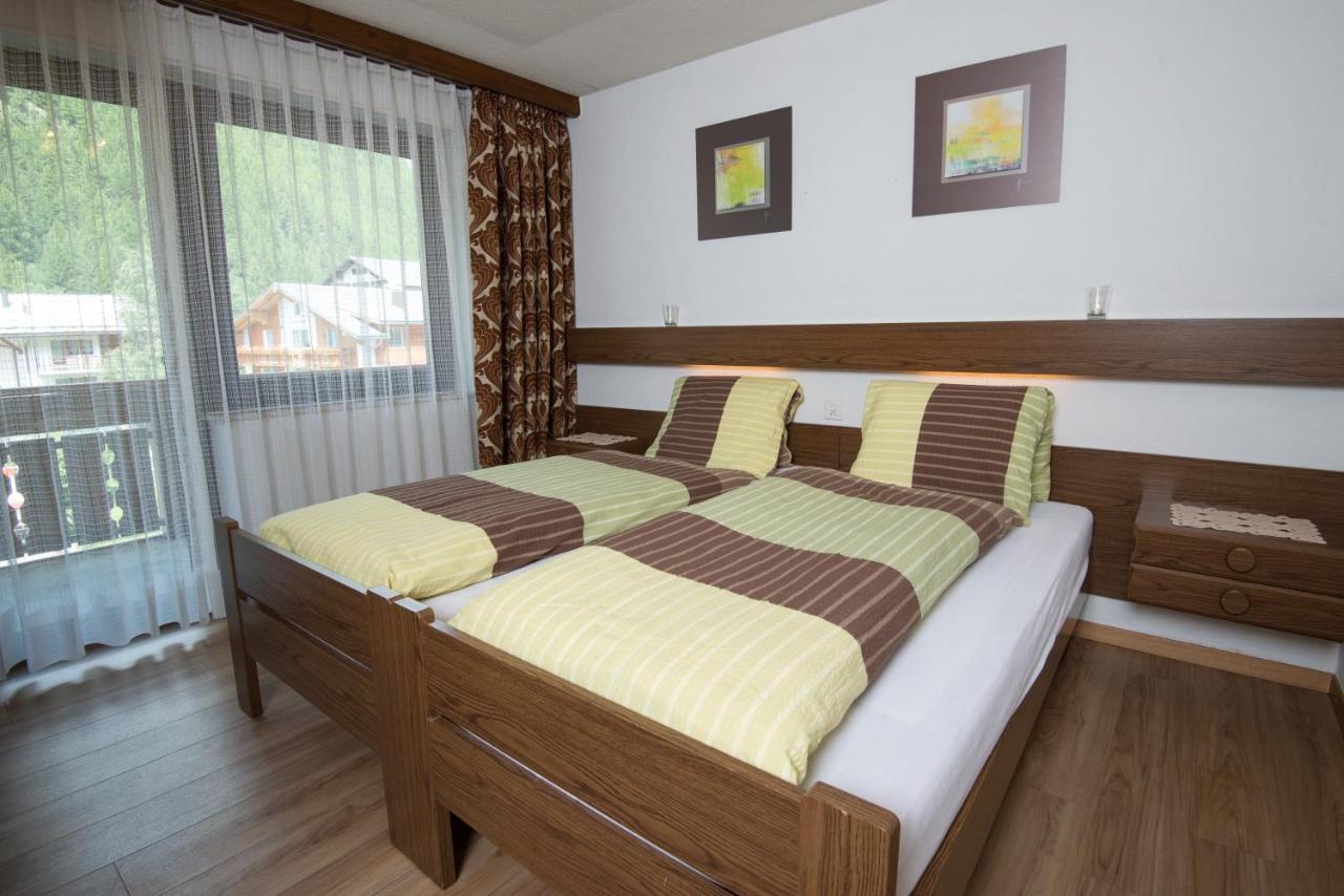 Ferienhaus Adonis Saas-Grund Rum bild