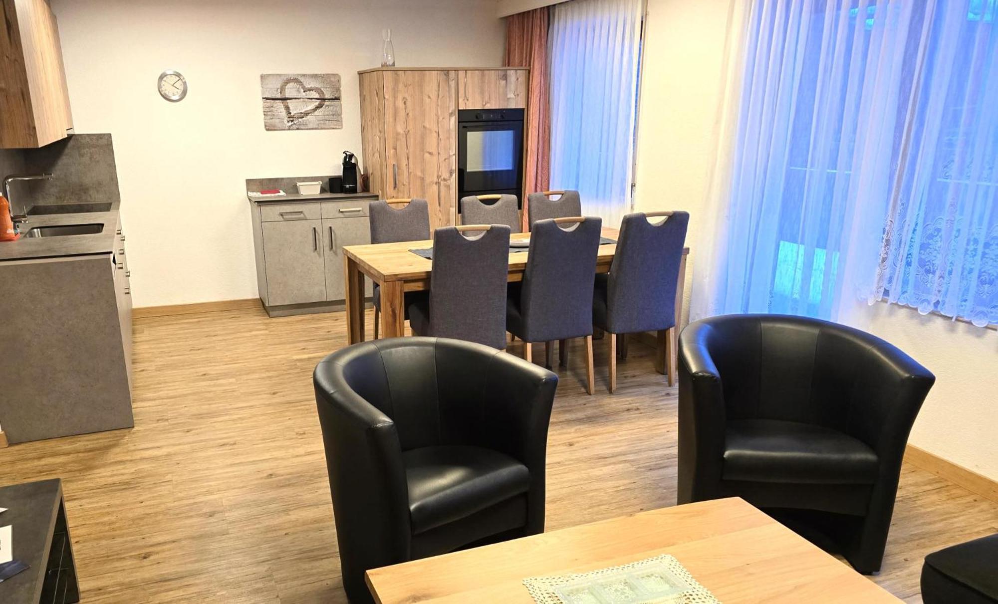 Ferienhaus Adonis Saas-Grund Rum bild