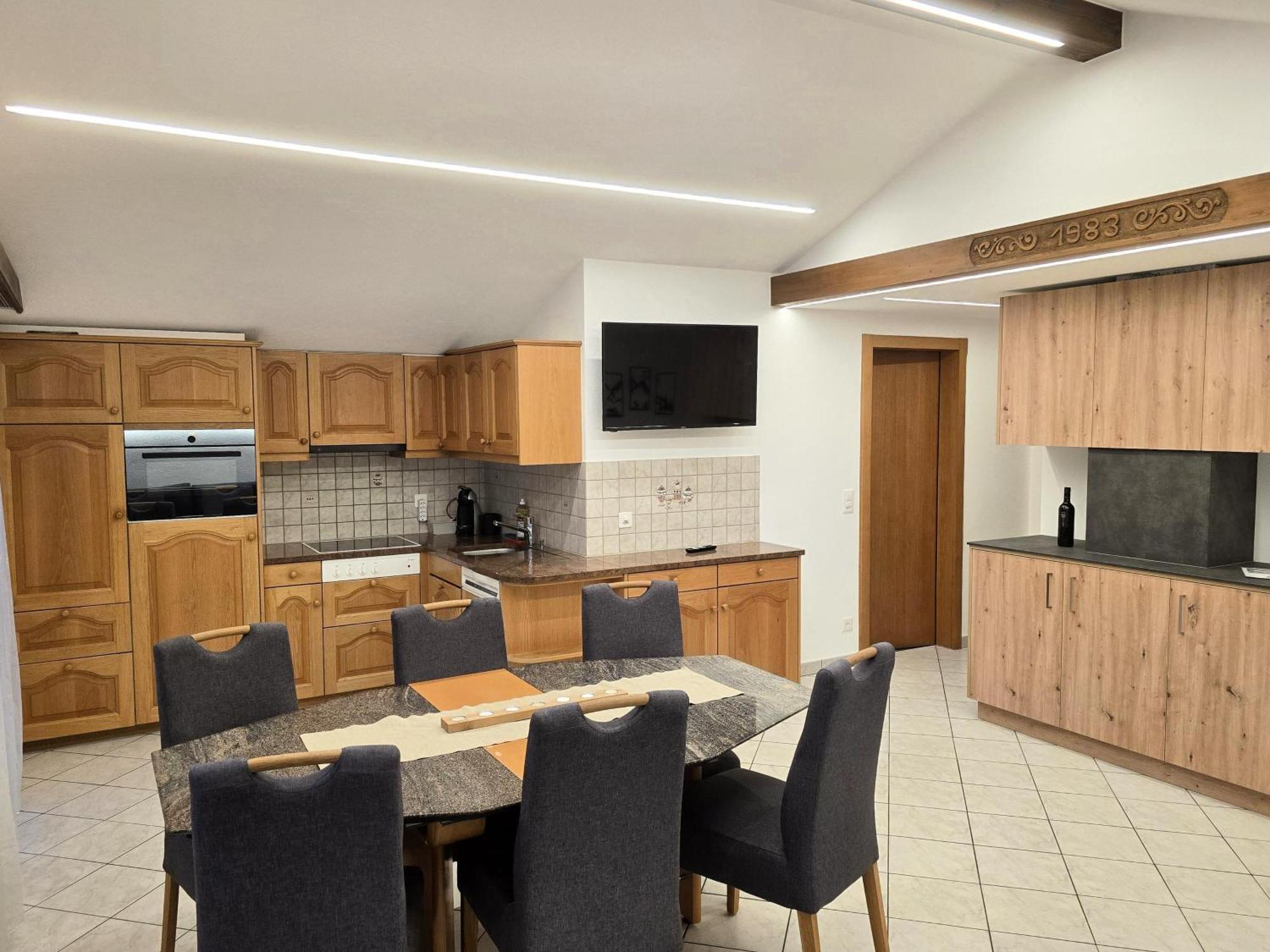 Ferienhaus Adonis Saas-Grund Exteriör bild